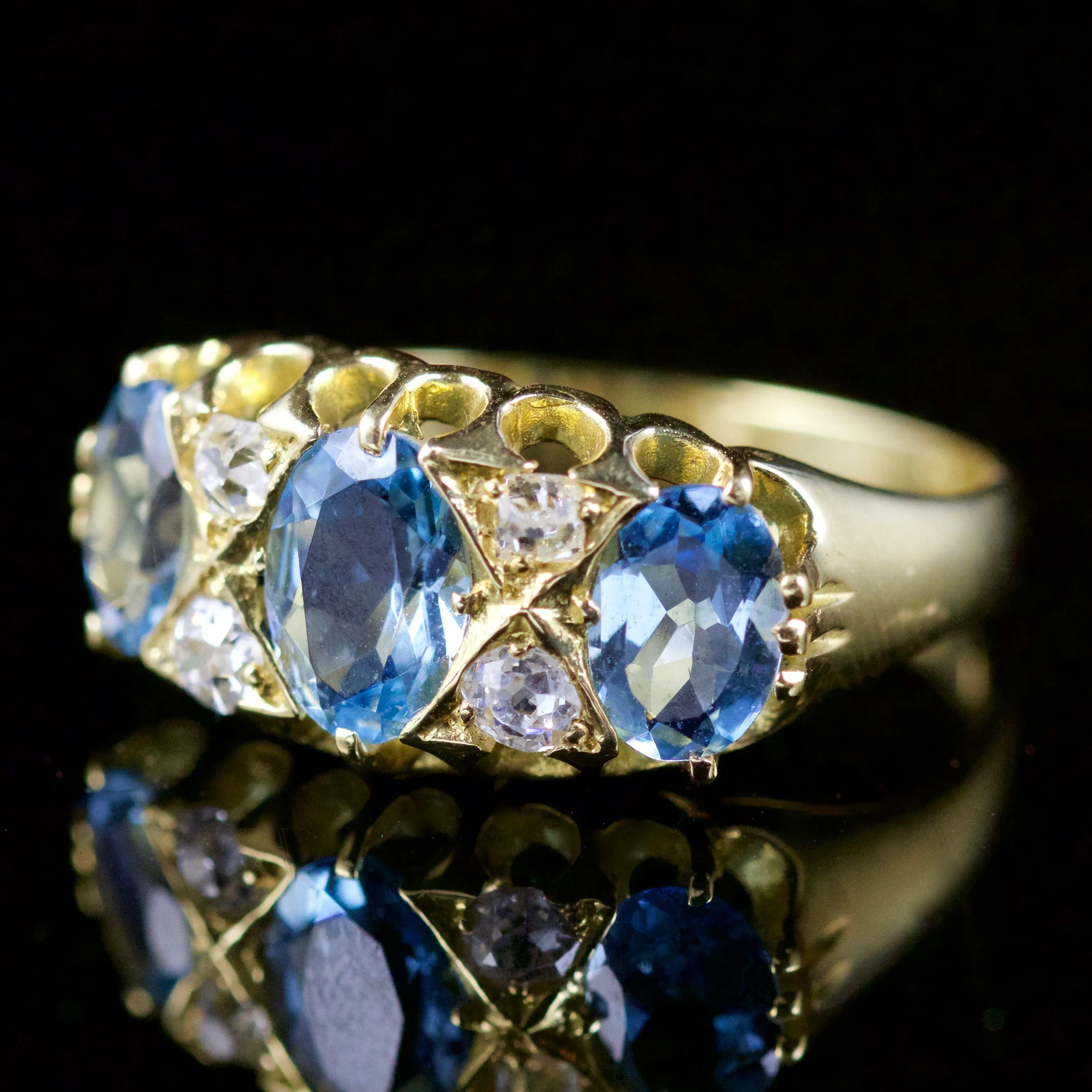 Antique Victorian Aquamarine Diamond Ring 18Ct Gold Circa 1880