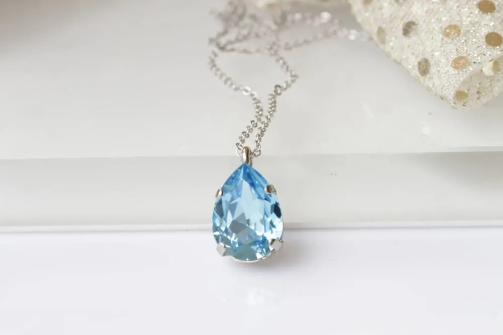 AQUAMARINE NECKLACE