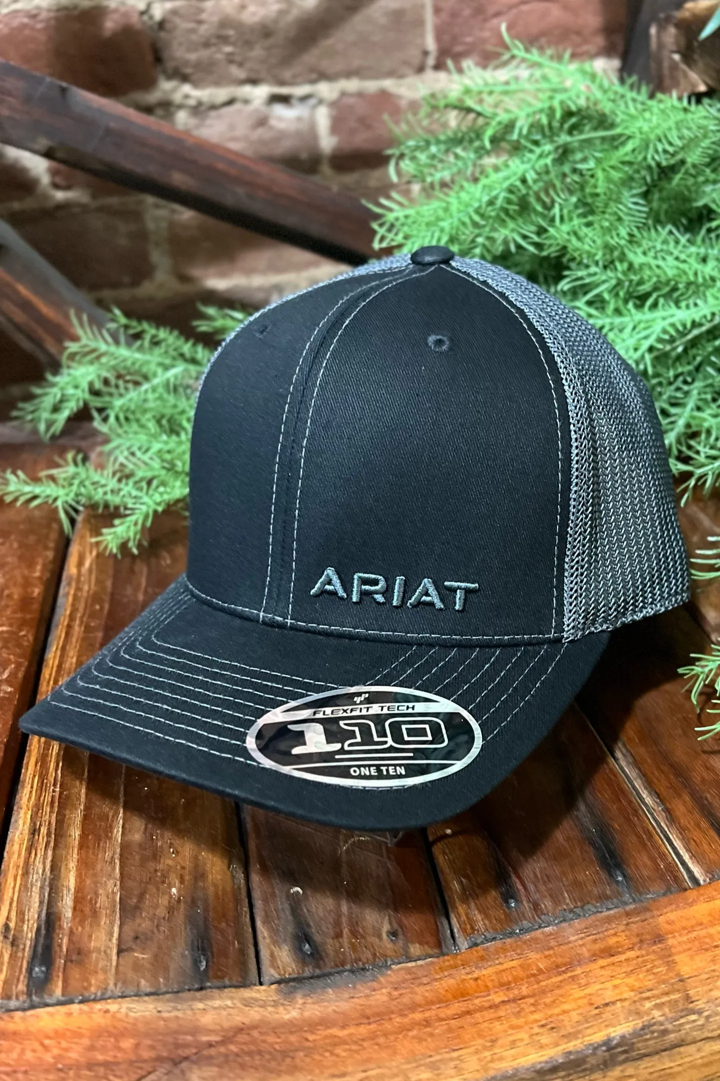 Ariat Men's Fit Flex 110 Text Offset Cap