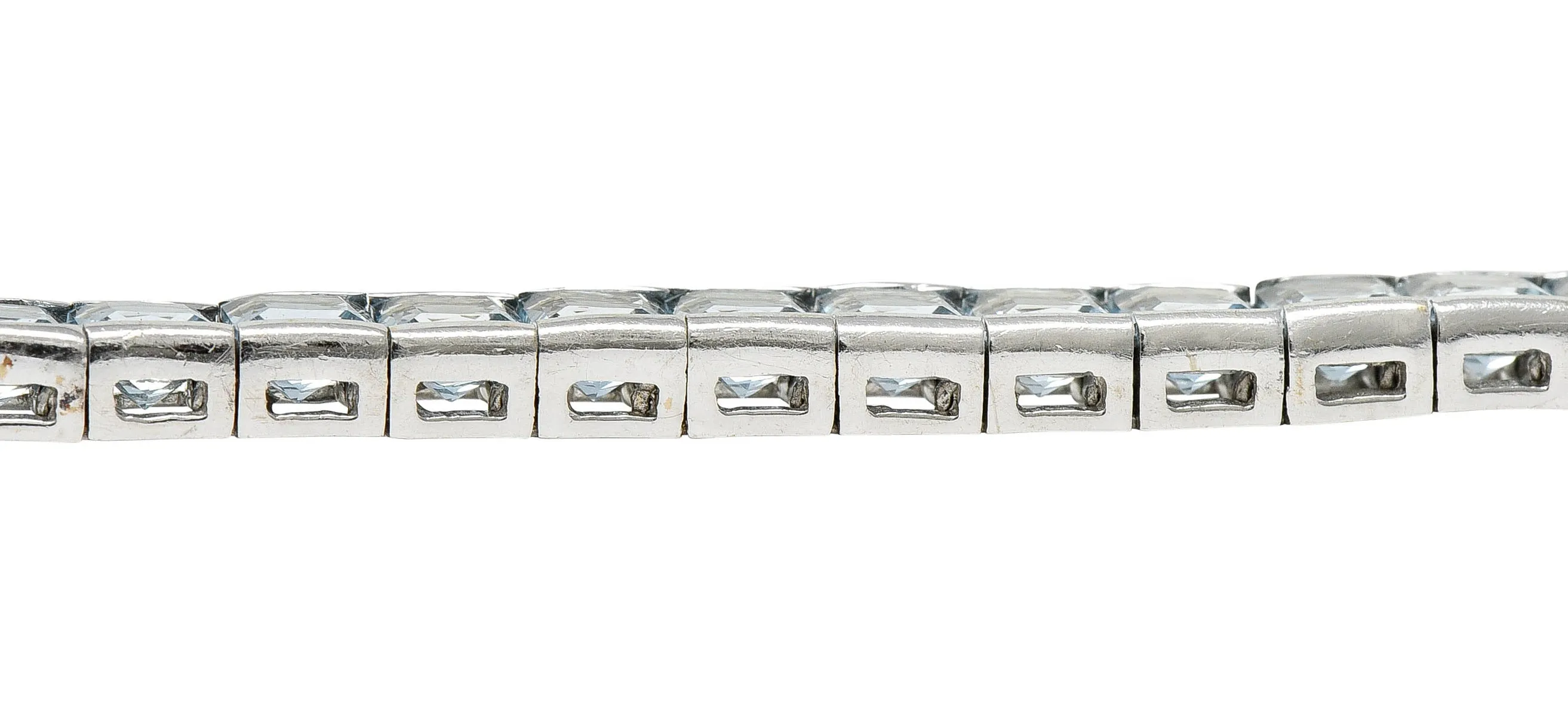 Art Deco 12.00 CTW Aquamarine 18 Karat White Gold Line Bracelet