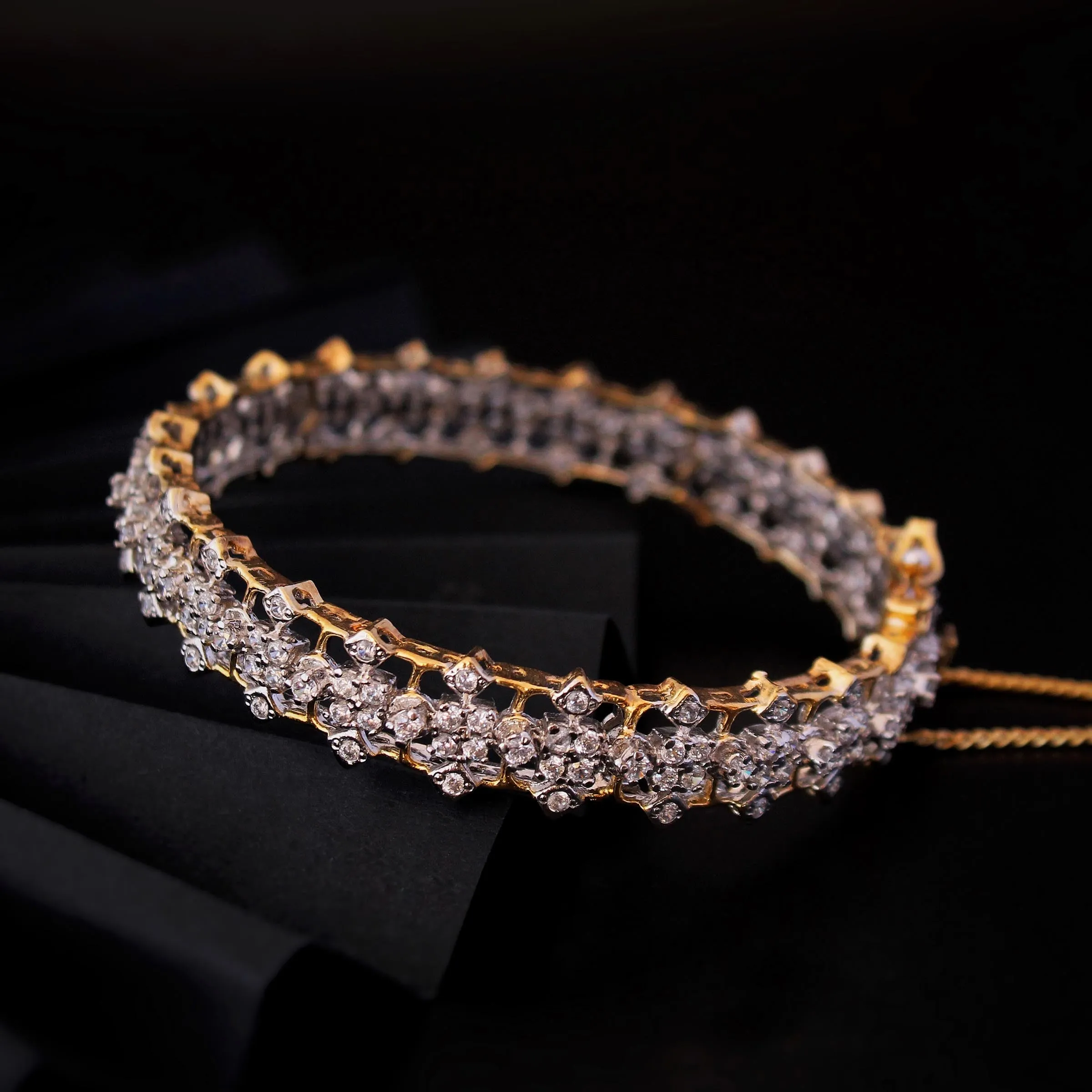 Diamond style Bangle