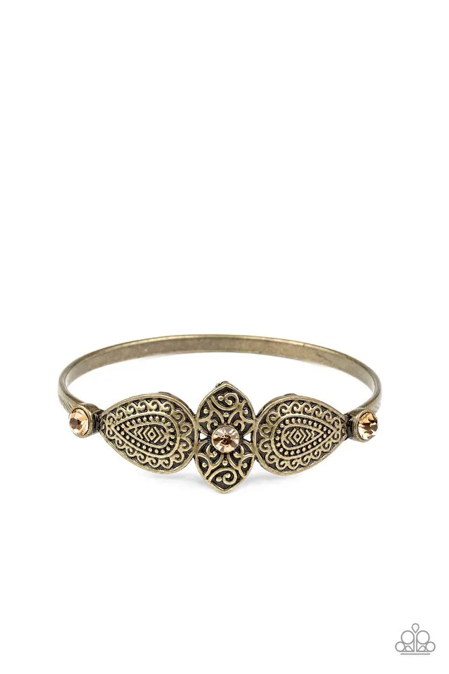 Paparazzi Bracelet ~ Flourishing Fashion - Brass