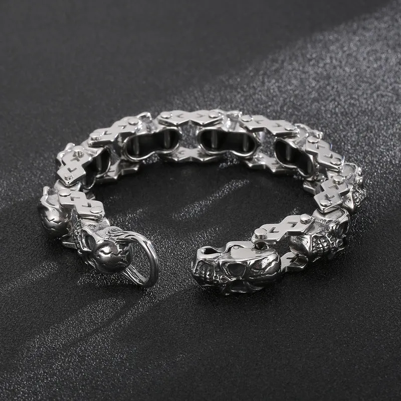 Stylish Punk Skull Men's Titanium Steel Bracelet - Wholesale European and American Jewelry Collection