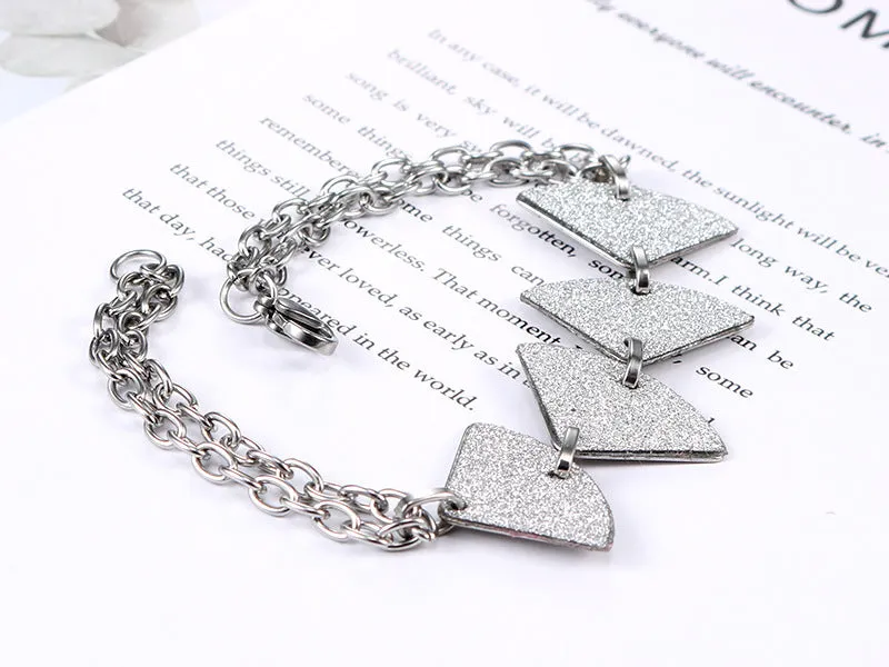 Stylish Scallop Design Titanium Steel Bracelet for Women - Personalized Stainless Steel Jewelry