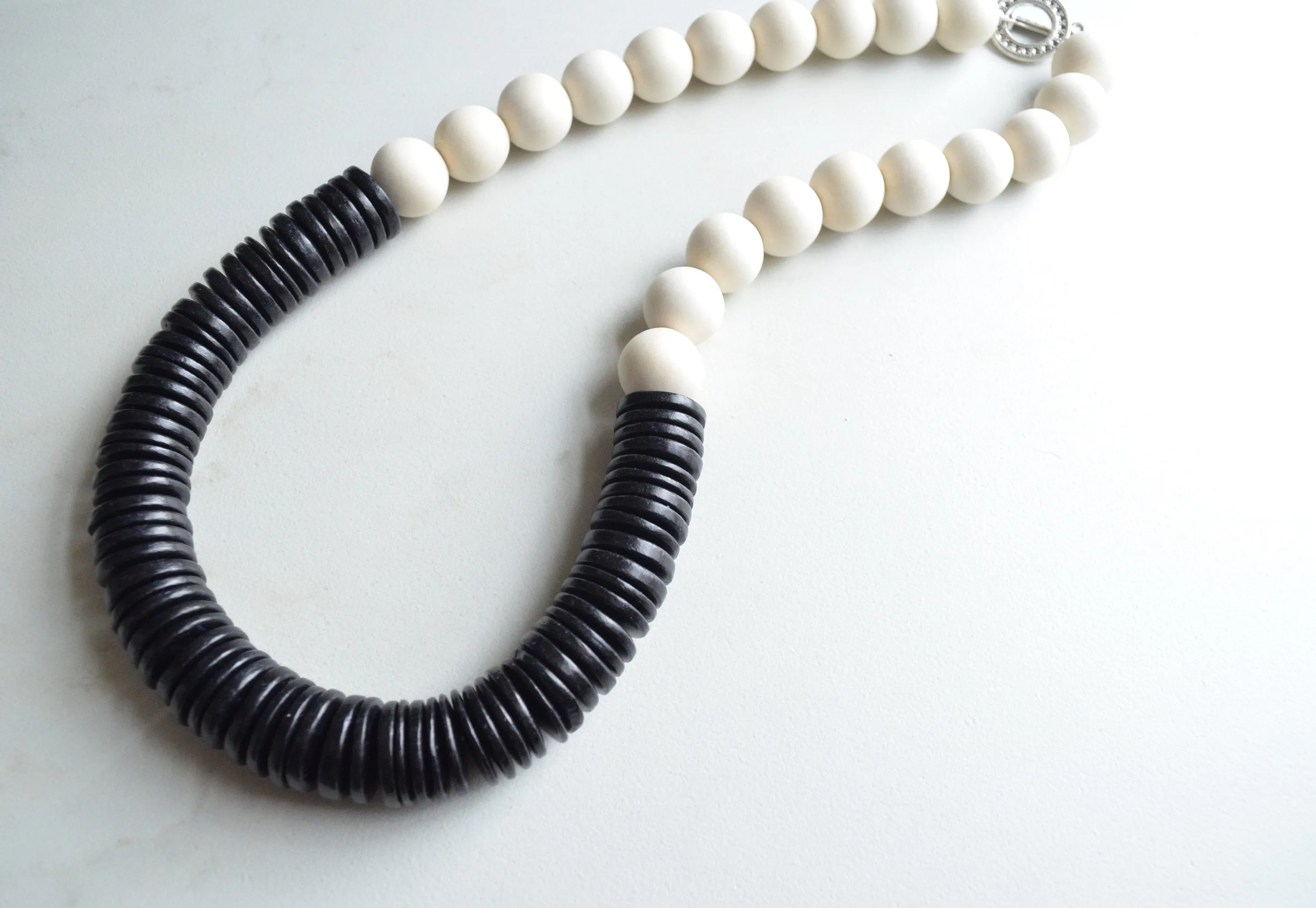 White Black Chunky Wood Beaded Statement Necklace - Elena